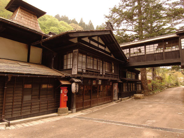 【宿泊】法師温泉長寿館と宝川温泉