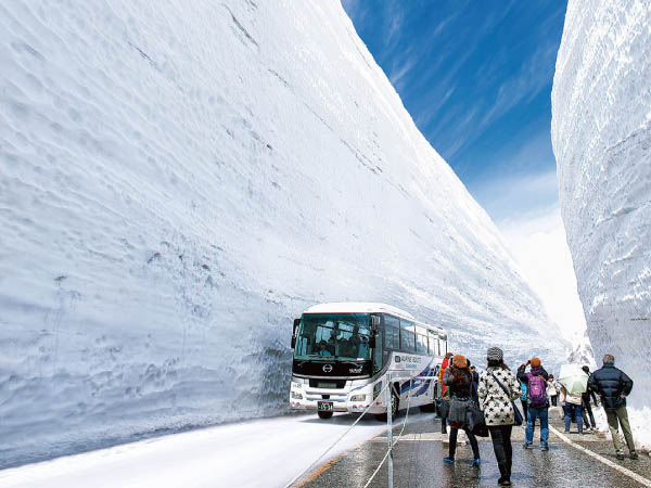 【宿泊】雪の大谷と庄川峡遊覧船2605