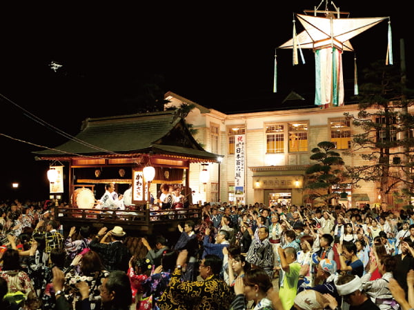 【宿泊】郡上踊りと白川郷